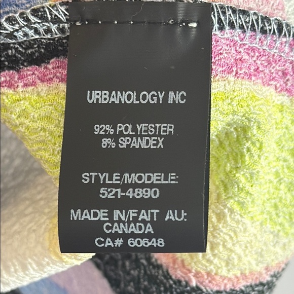 Pure Essence Urbanology Inc. Puff Sleeve Multicoloured Graphic Blouse Size Large - Picture 10 of 12